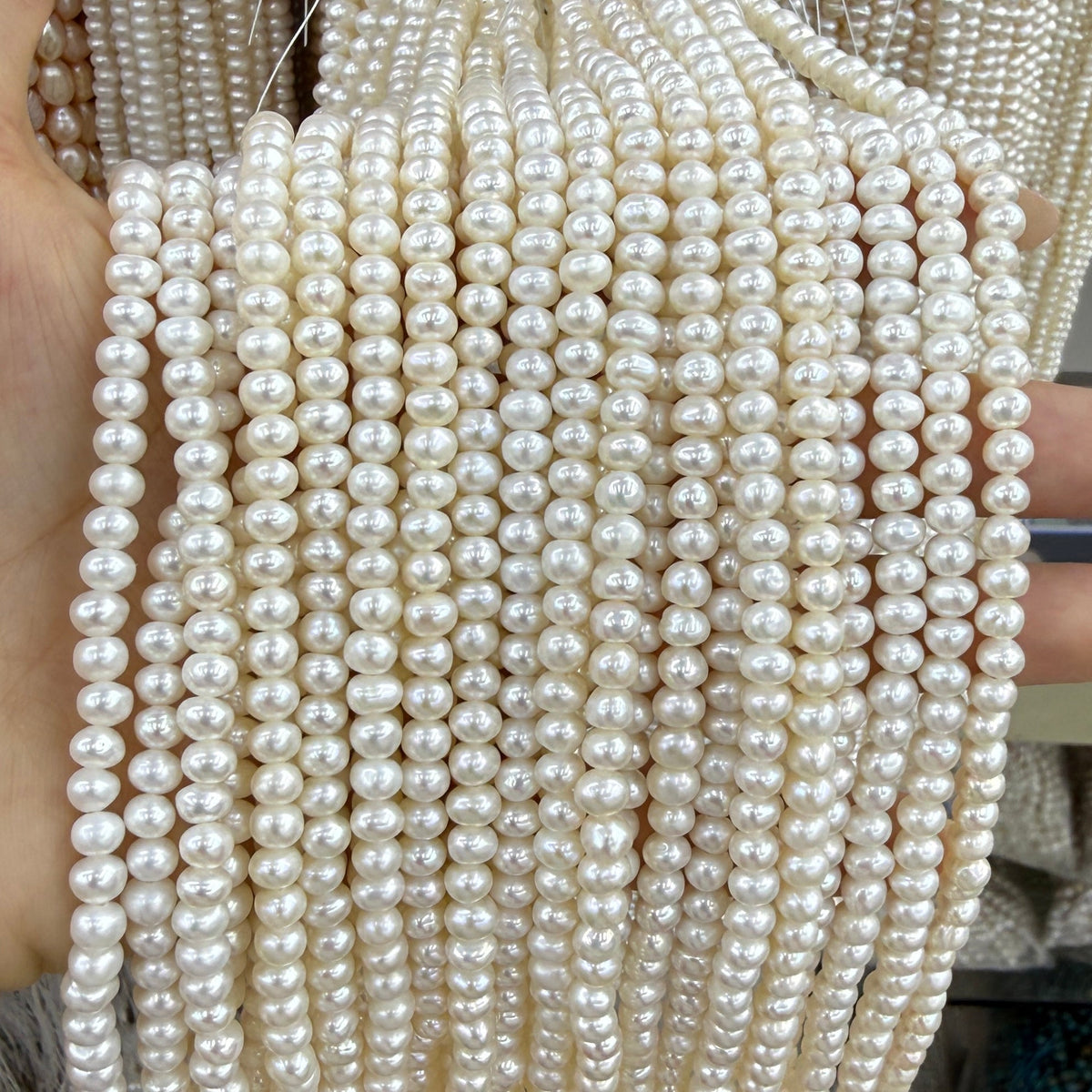 4x5mm Flat Oval Freshwater Pearl Beads