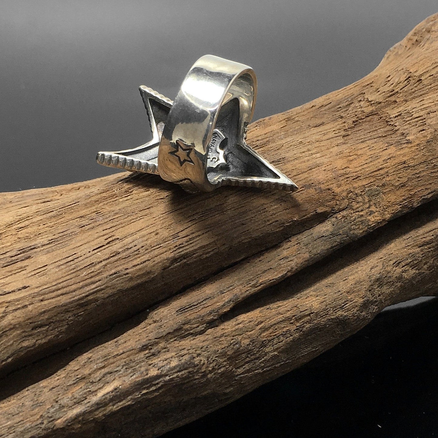 Vintage Sterling Silver Engraved Star Ring
