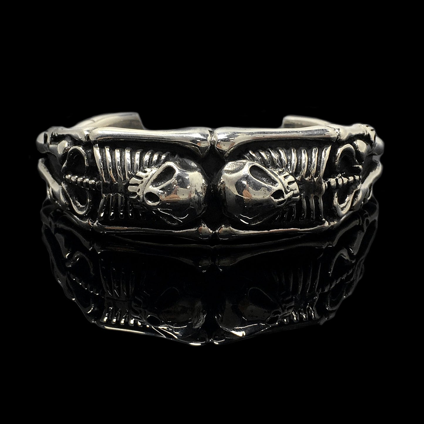 Retro Silver Double Skull Open Bracelet