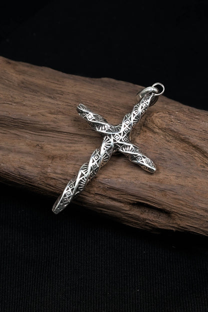 Twisted Cross 925 Silver Pendant with Onyx