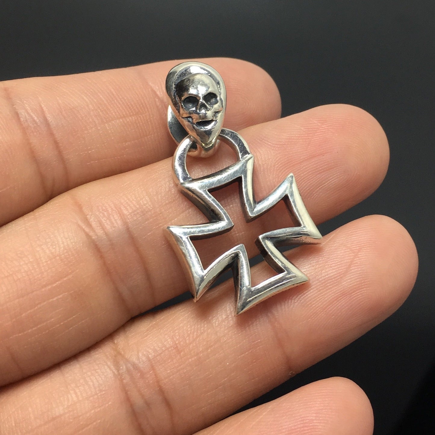Vintage Gothic Hollow Cross Pendant for Men Women Jewelry