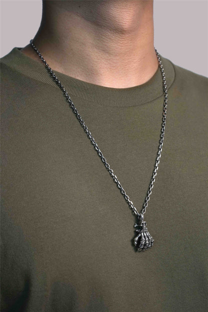 Retro 925 Sterling Silver Skull Hands Pendant